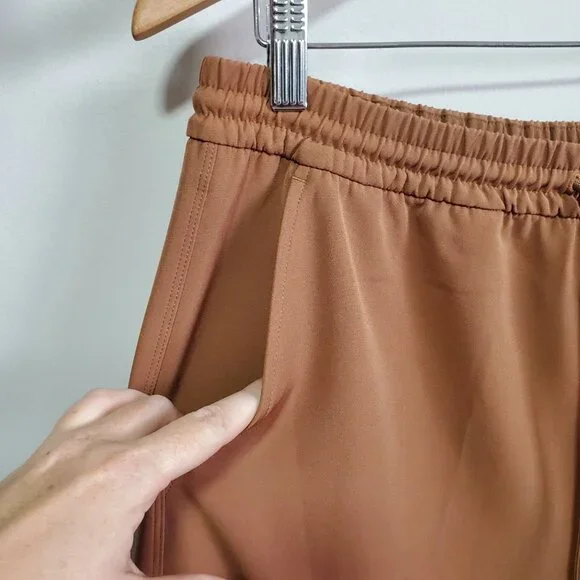 Athleta Tan Wide Leg Cargo Pants - Picture 4 of 16
